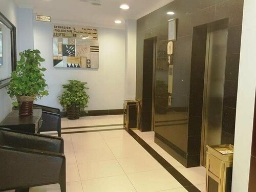 Хостел Reem Hotel Apartments в Сухаре