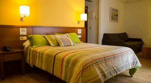 Гостиница Hotel Ogalia в Виго