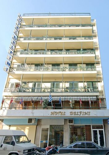 Гостиница Hotel Delfini в Пирее