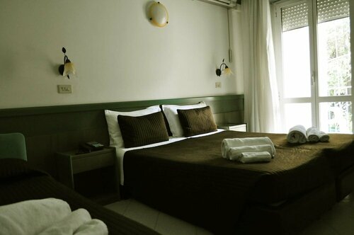 Гостиница Hotel Esedra в Италии