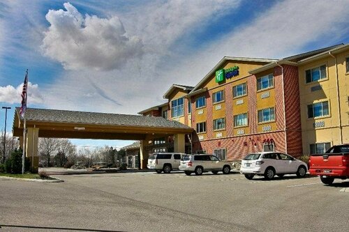 Гостиница Comfort Suites Boise West Meridian в Меридиане