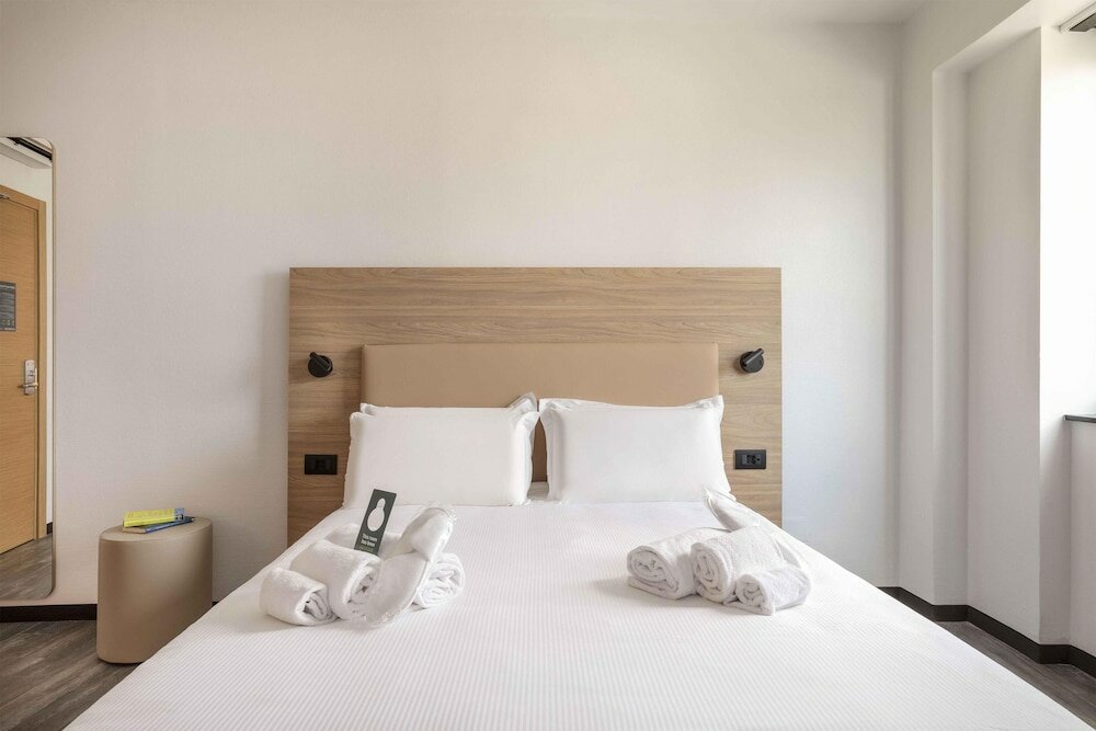 Фото B&b Hotel Pomezia Roma