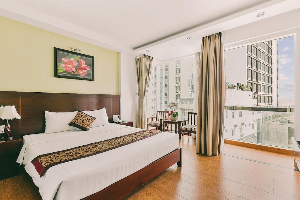 Фото Dragon Sea Hotel