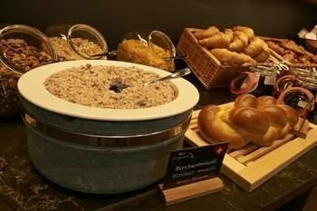 Гостиница Motel One Zürich в Цюрихе