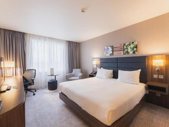 Фото Hilton Garden Inn Birmingham Airport
