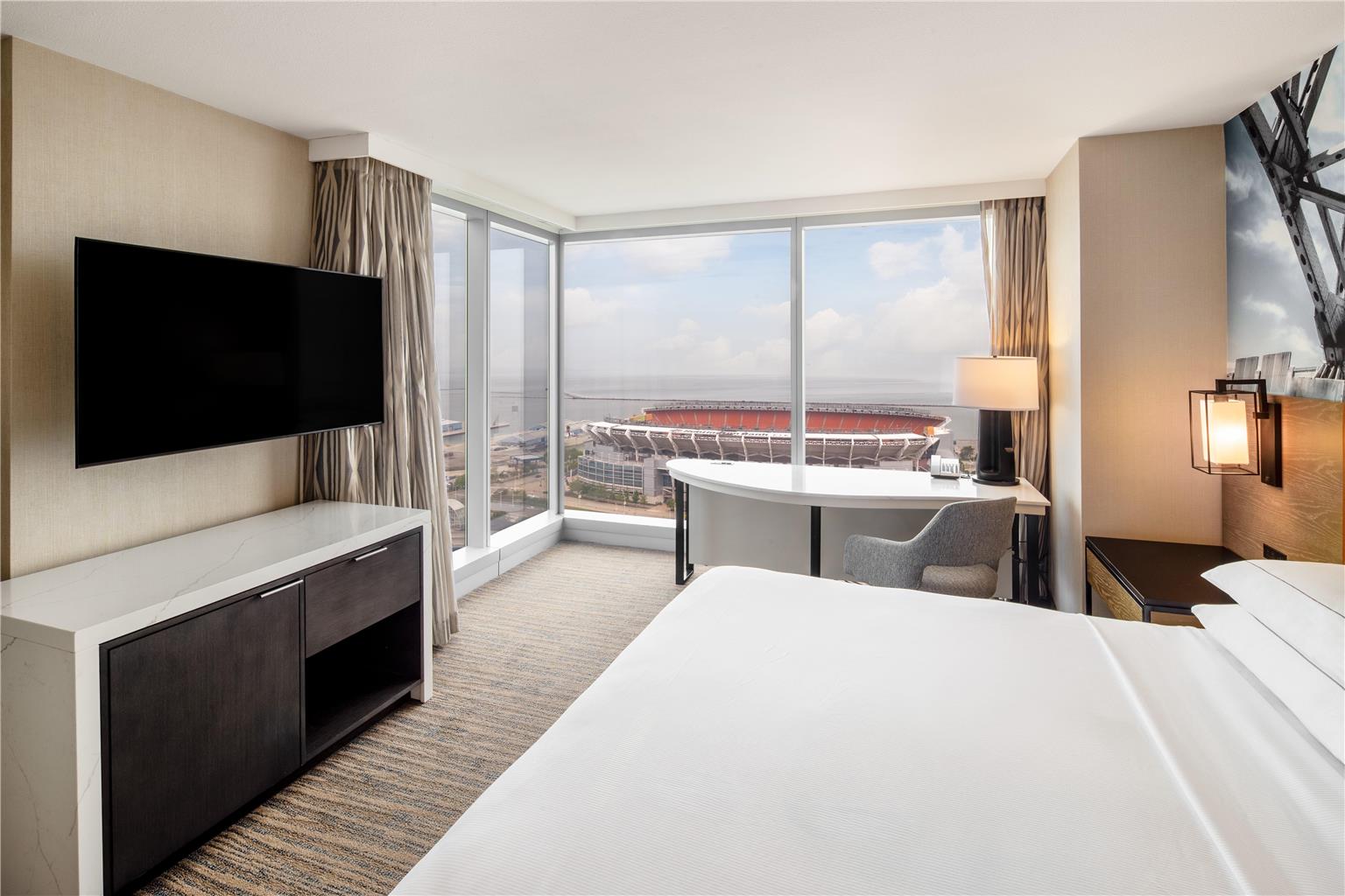 Фото Hilton Cleveland Downtown