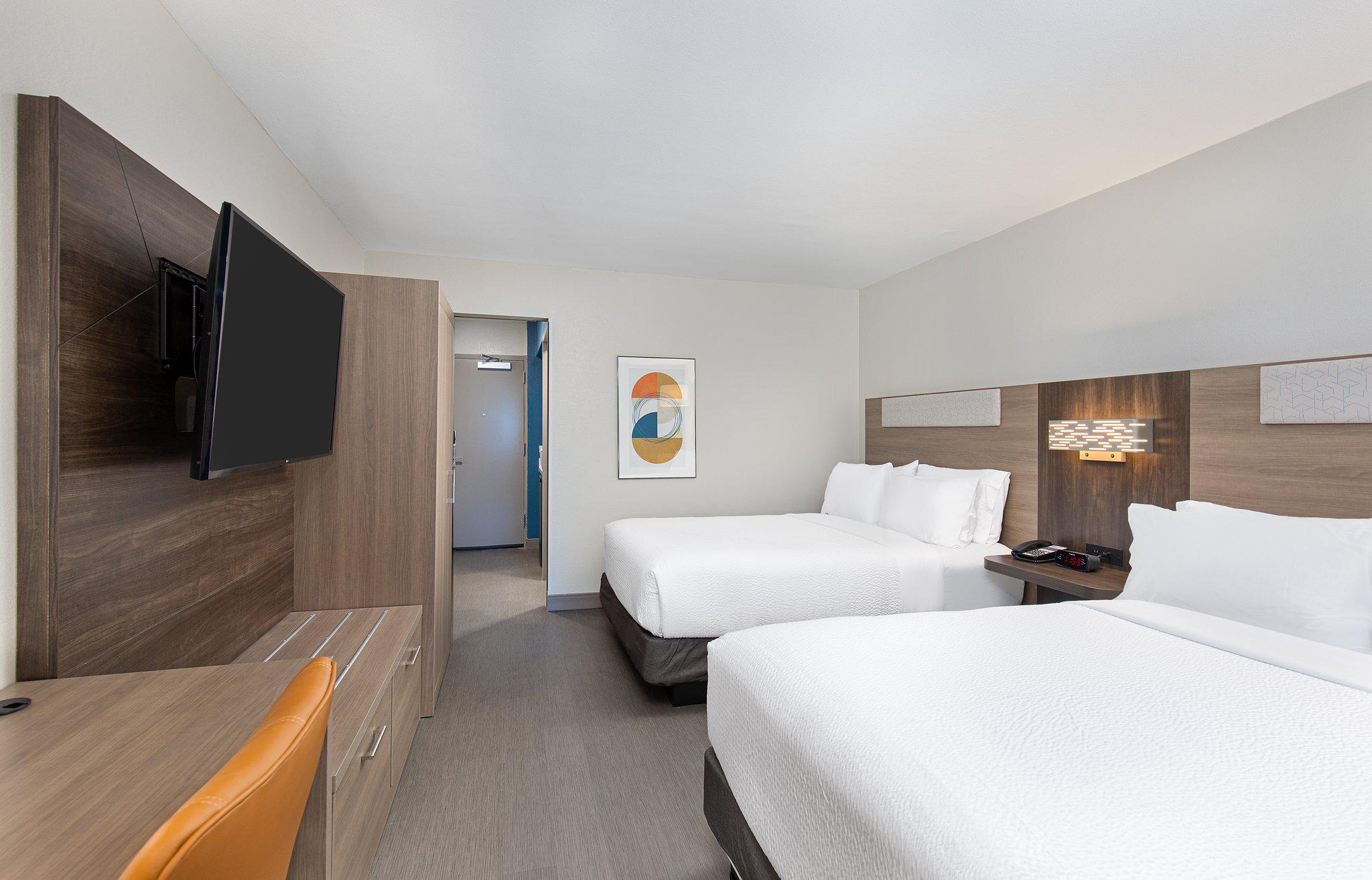 Фото Holiday Inn Express Atlanta Airport - North