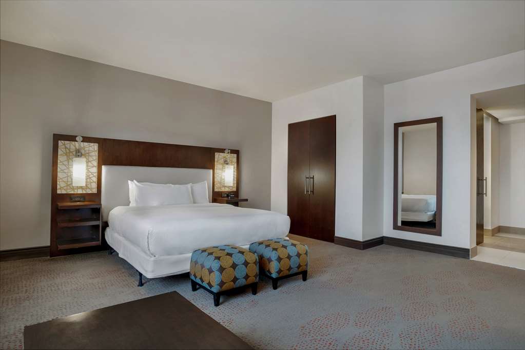 Фото Hilton Dallas/Plano Granite Park