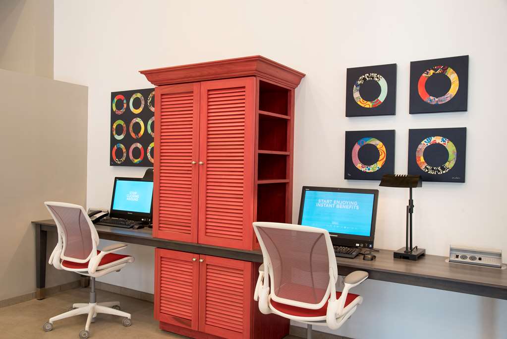 Фото Home2 Suites by Hilton Indianapolis Downtown