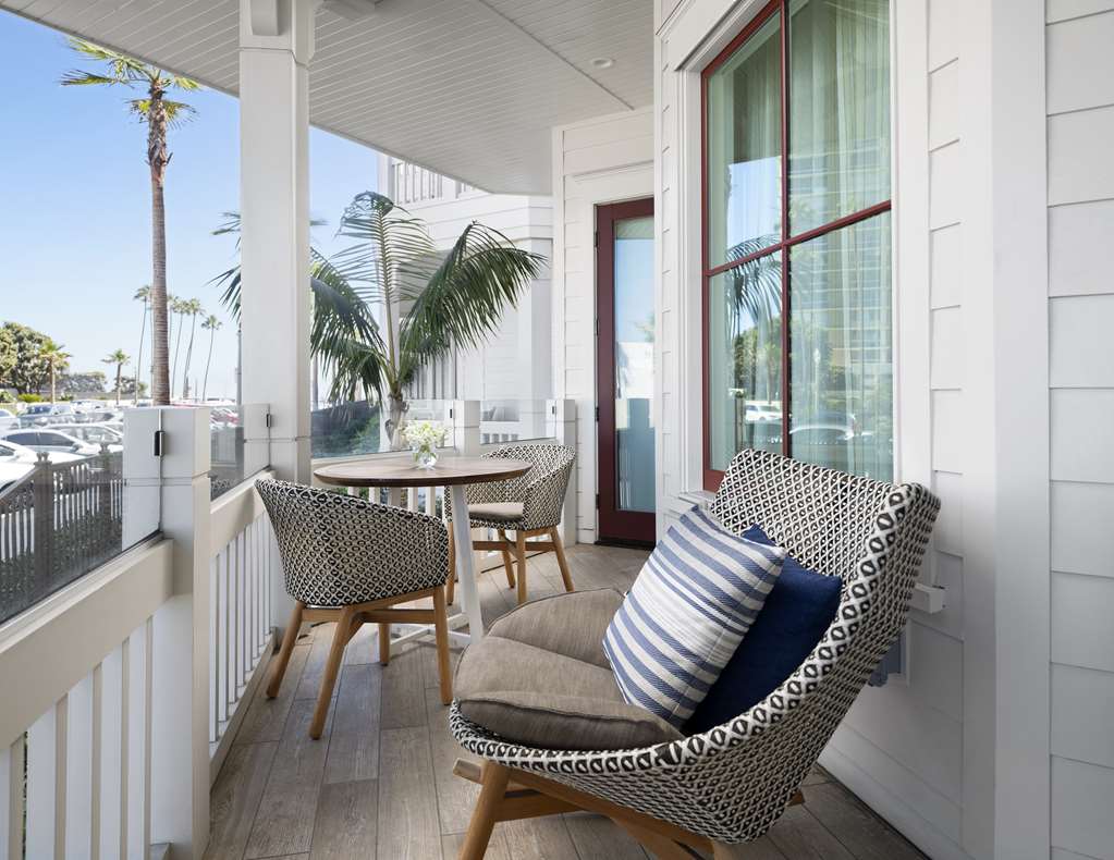 Фото Beach Village at The Del, Curio Collection by Hilton