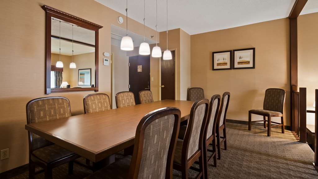 Фото Best Western Plus Lamplighter Inn & Conference Centre