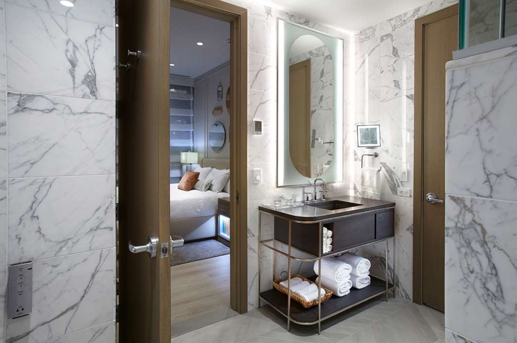 Фото New York Hilton Midtown