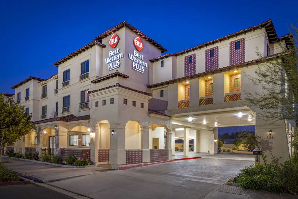 Фото Best Western Plus Temecula Wine Country Hotel &Suites