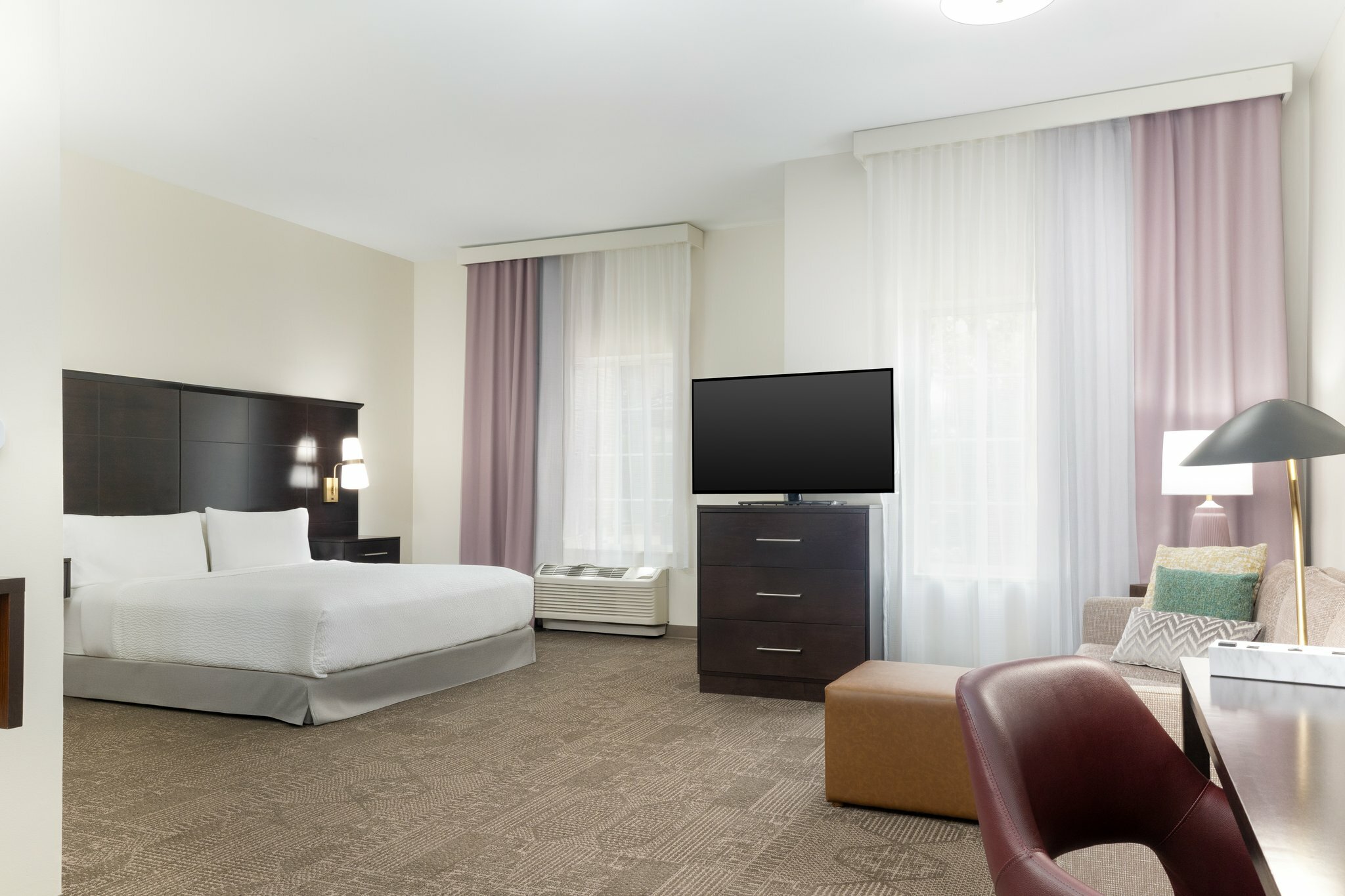 Фото Staybridge Suites Denver-Central Park, an Ihg Hotel