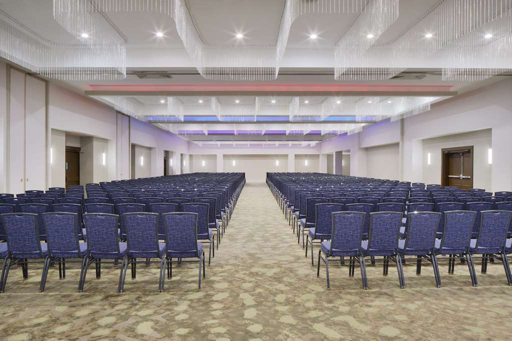Фото Hilton Hasbrouck Heights