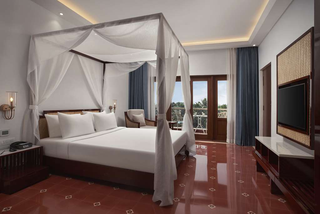 Фото Radisson Blu Resort Goa Cavelossim Beach