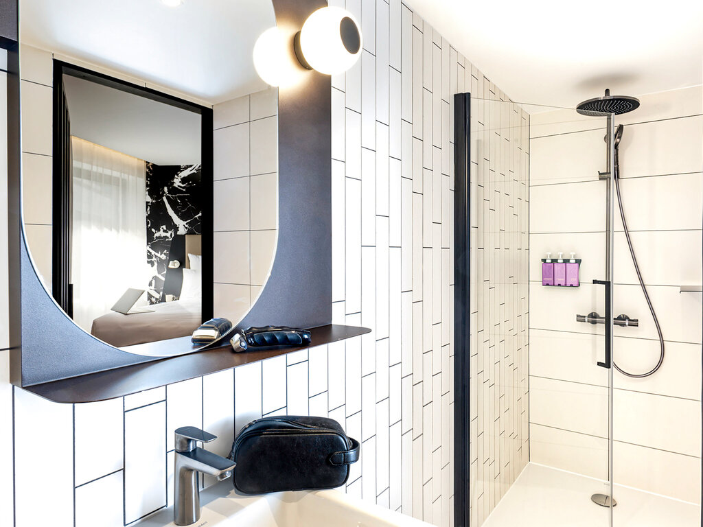 Фото TRIBE Paris La Défense Esplanade