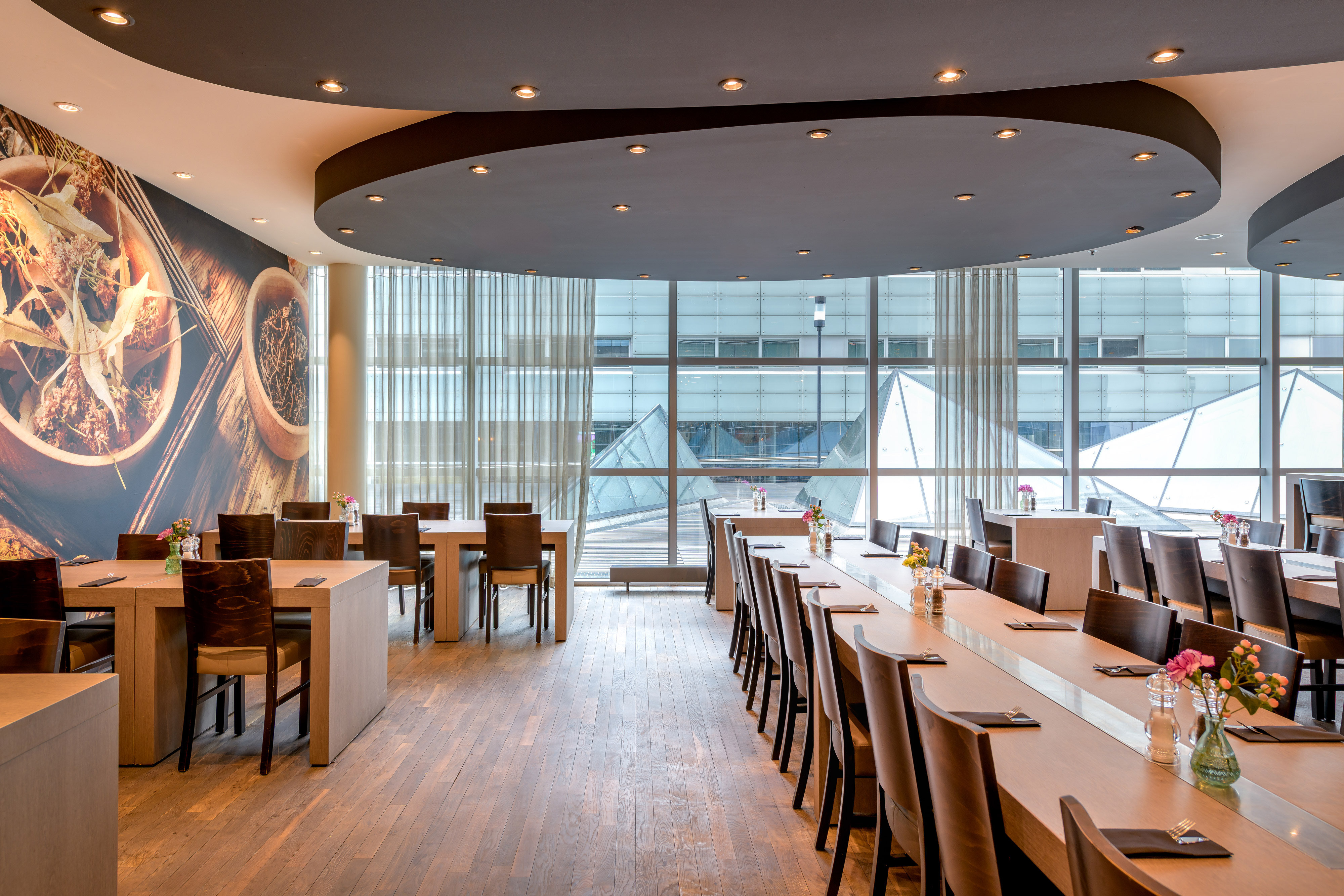Фото Movenpick Hotel Amsterdam City Centre
