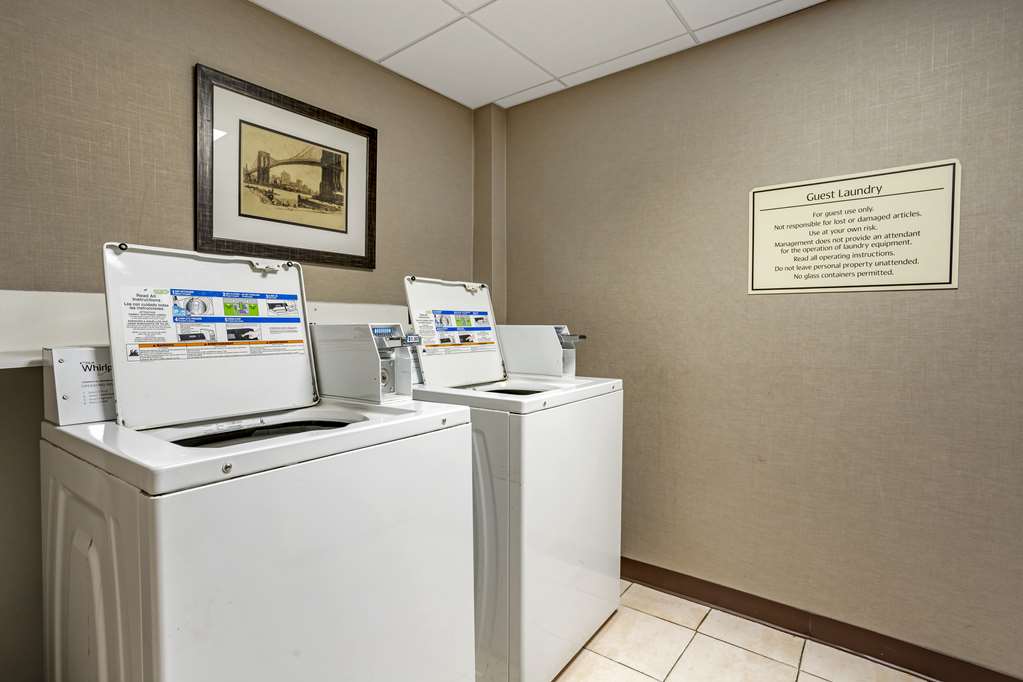 Фото Best Western Plus Kingston Hotel And Conference Center