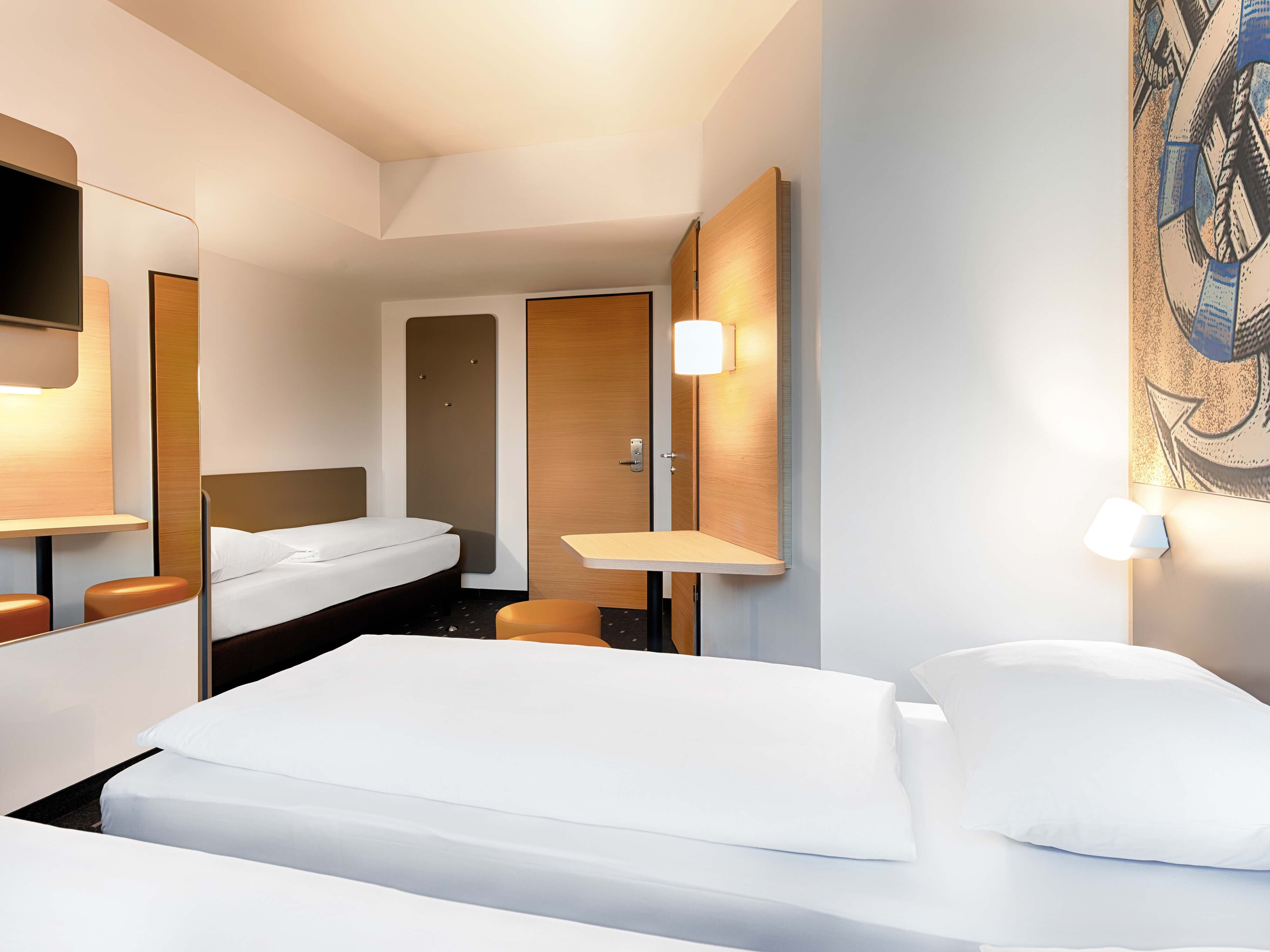 Фото B&b Hotel Emden