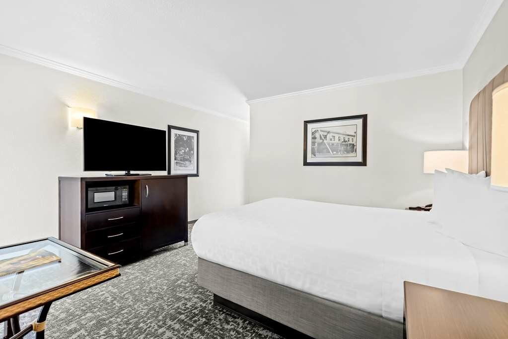 Фото Best Western Garden Inn