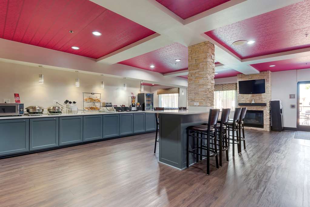 Фото Best Western Plus Arlington North Hotel & Suites