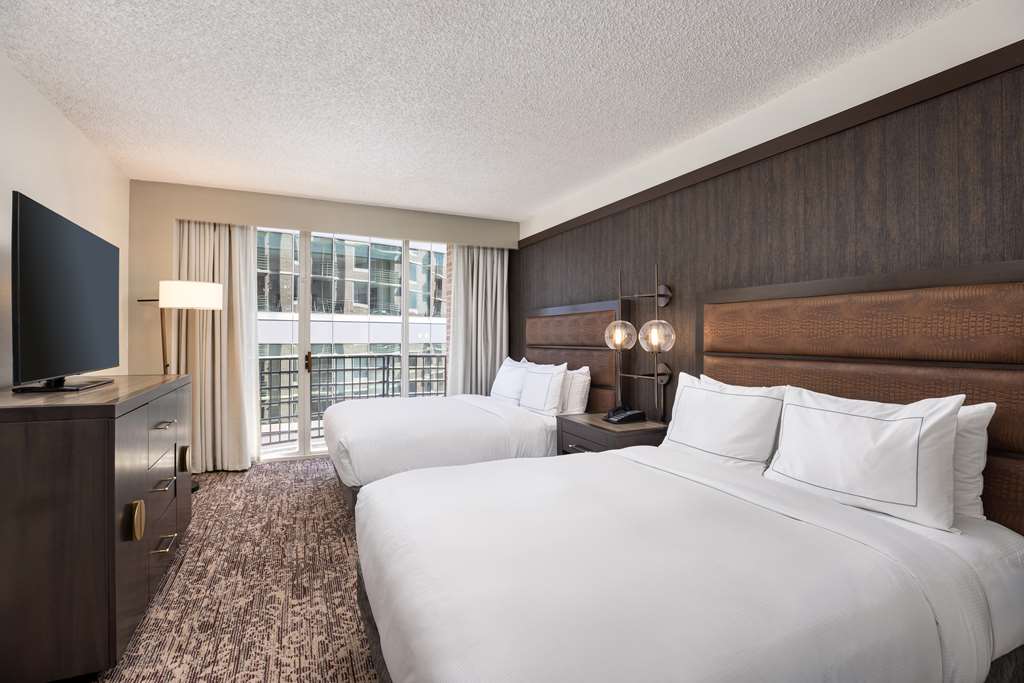 Фото DoubleTree Suites by Hilton Hotel Austin