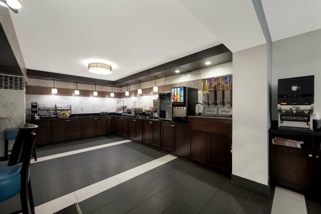 Фото Best Western Executive Inn