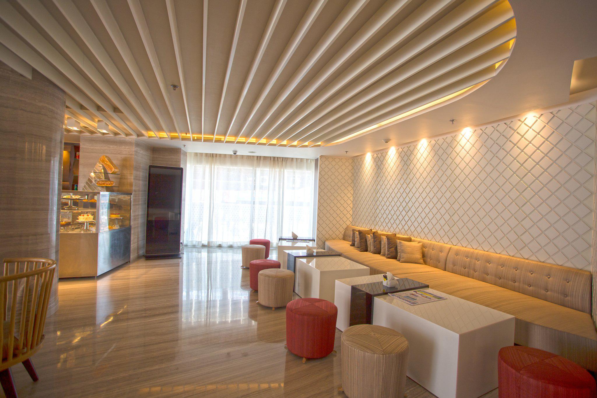 Фото Crowne Plaza Dhaka Gulshan by IHG Hotel