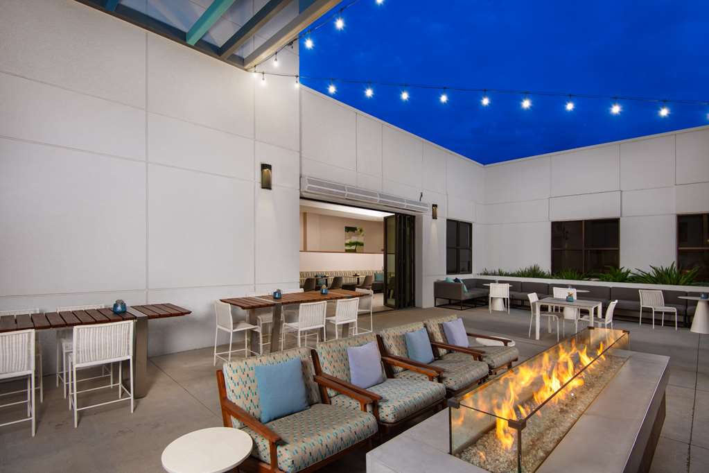 Фото DoubleTree by Hilton Phoenix Chandler