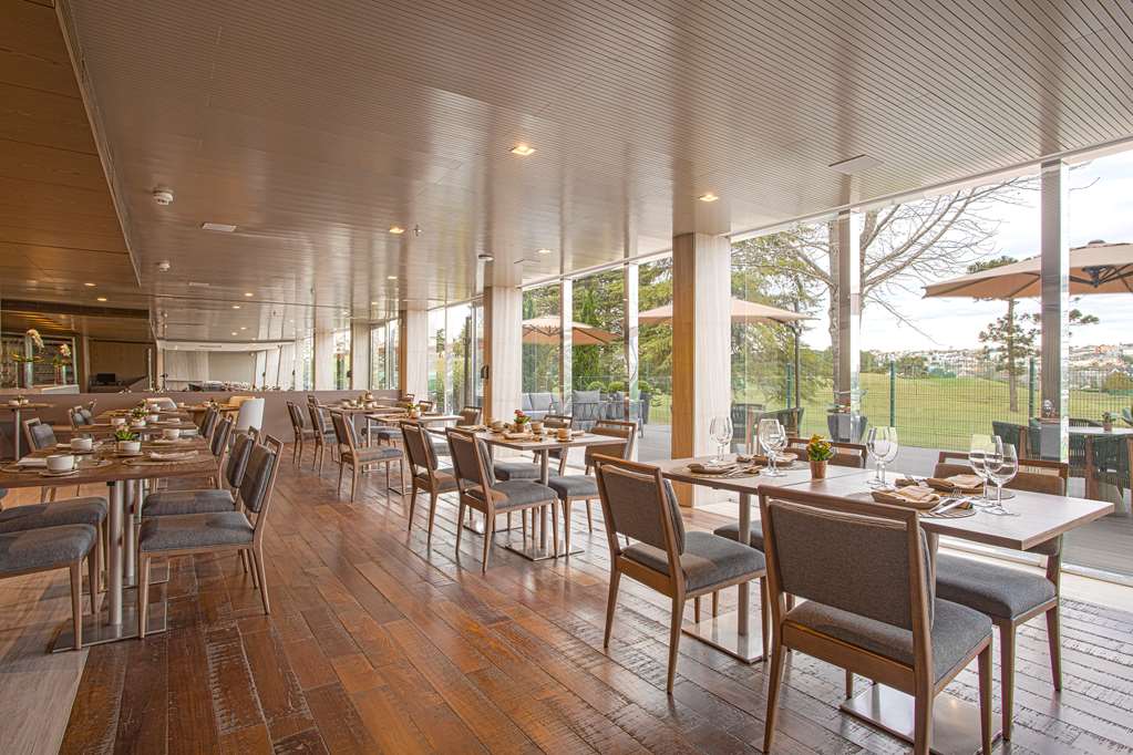 Фото Suryaa Hotel Pinhais, Curio Collection by Hilton