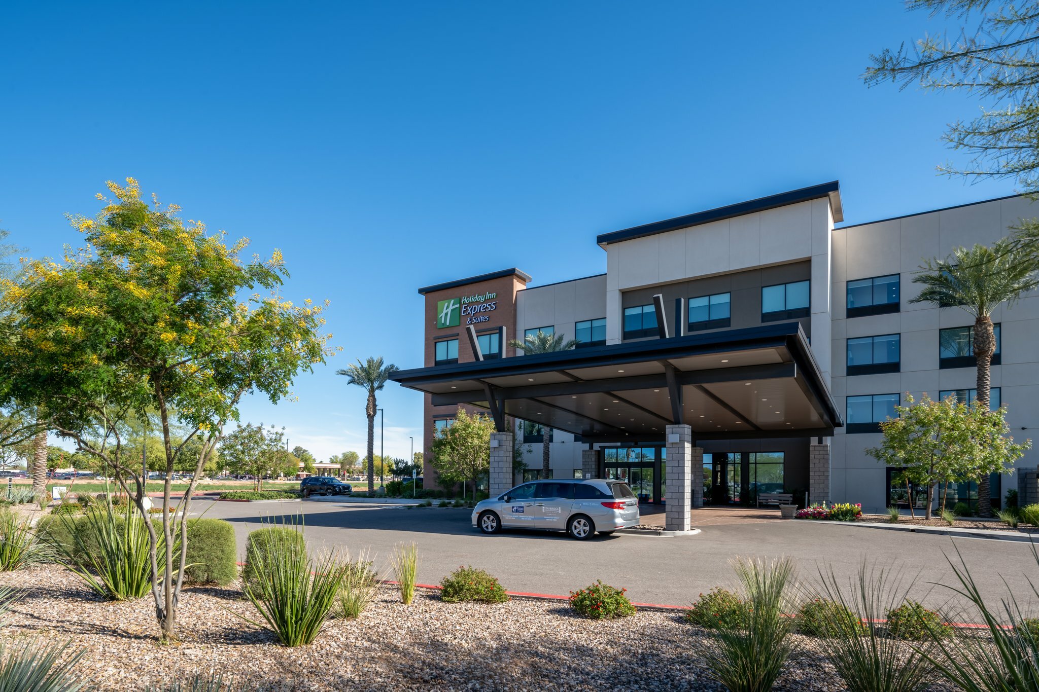 Фото Holiday Inn Express And Suites Gilbert Mesa Gateway Airport, an Ihg Hotel