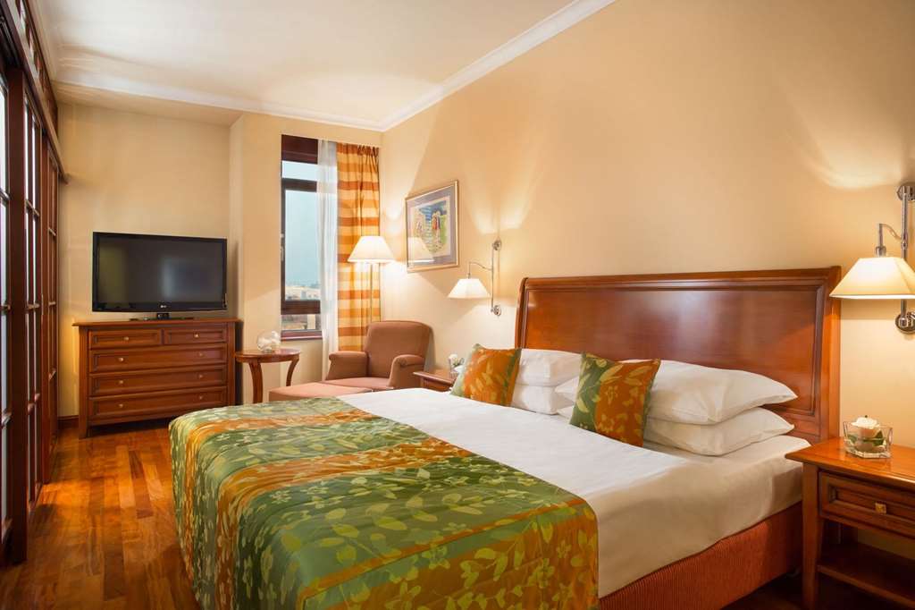 Фото Best Western Premier Hotel Astoria