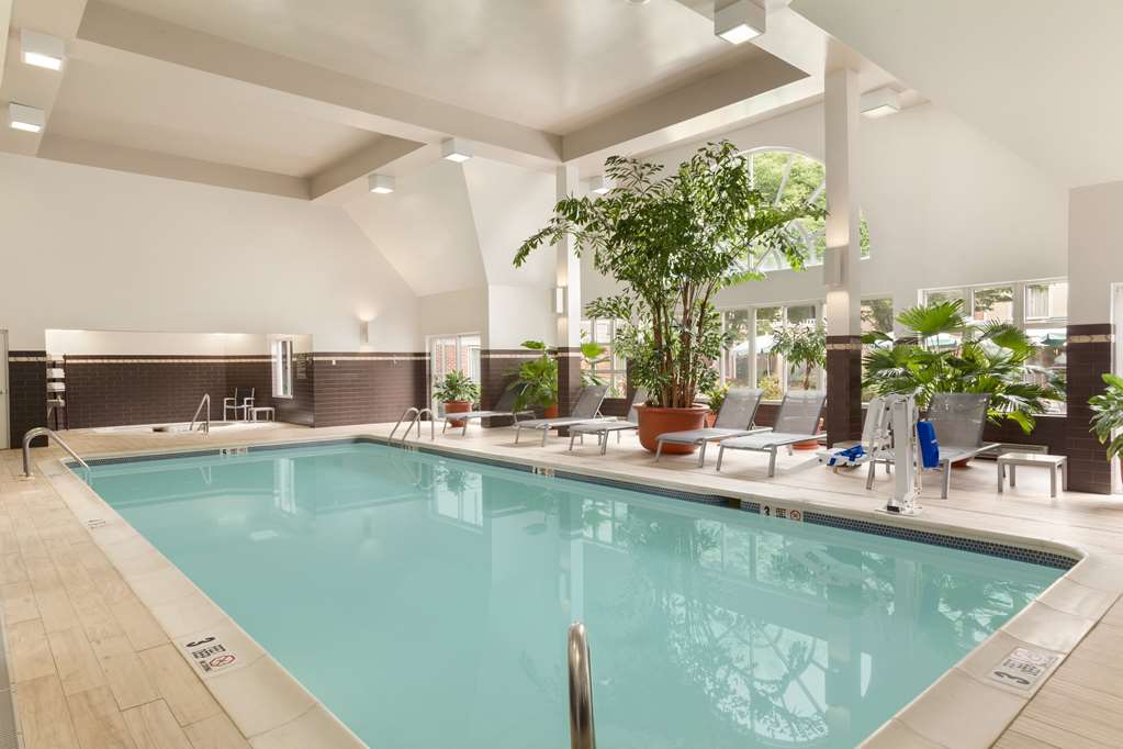 Фото Hilton Garden Inn Lancaster