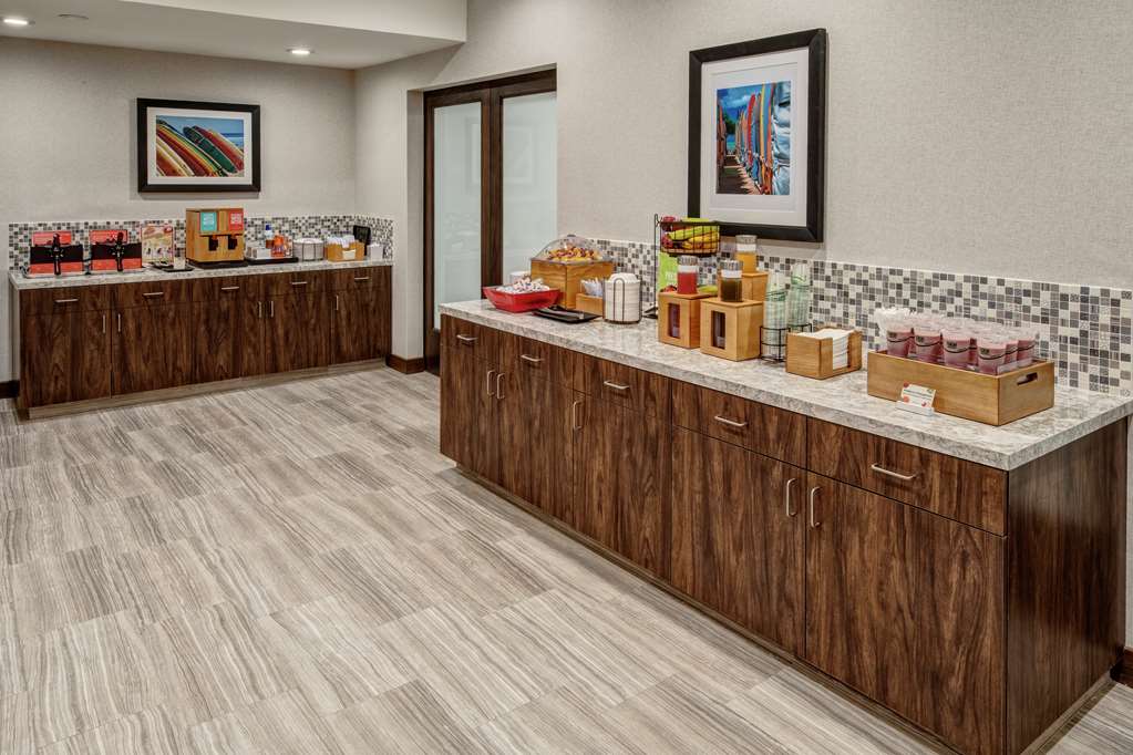 Фото Hampton by Hilton Encinitas-Cardiff Beach Area
