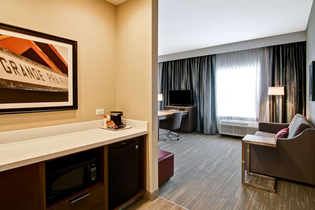 Фото Hampton Inn & Suites by Hilton Grande Prairie