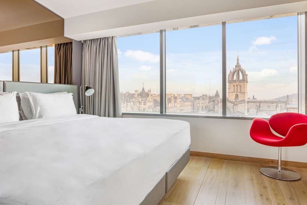 Фото Radisson Collection Hotel, Royal Mile Edinburgh