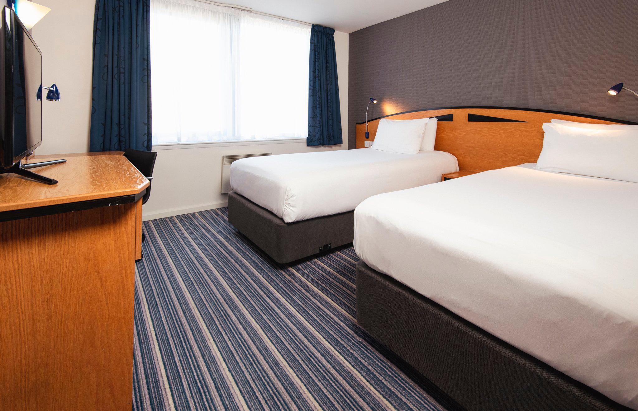 Фото Holiday Inn Express Bristol City Centre by IHG