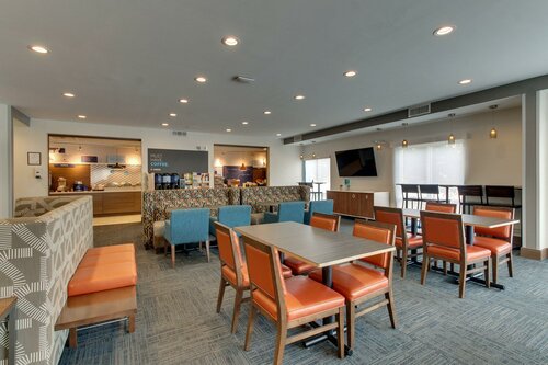 Гостиница Holiday Inn Express & Suites Ithaca, an Ihg Hotel в Итаке
