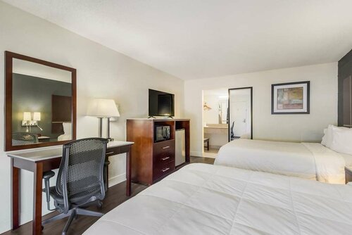 Гостиница SureStay by Best Western Sarasota Lido Beach в Сарасоте