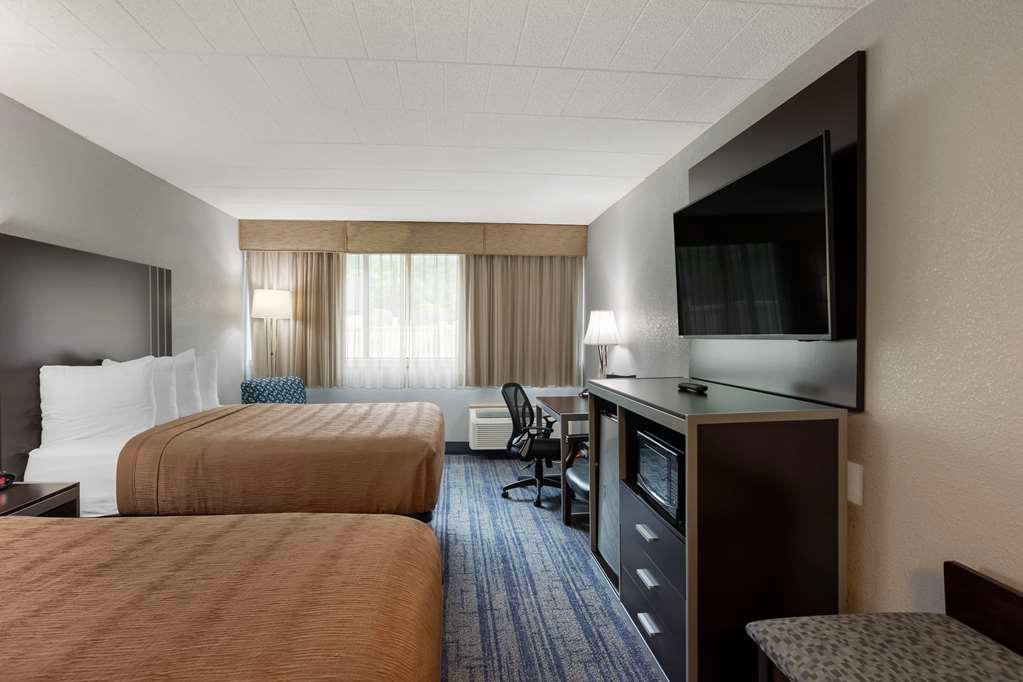 Фото Best Western Plus Reading Inn & Suites