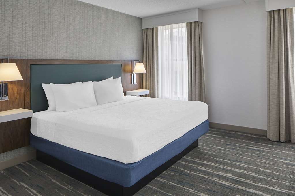 Фото Hampton Inn & Suites Saratoga Springs Downtown
