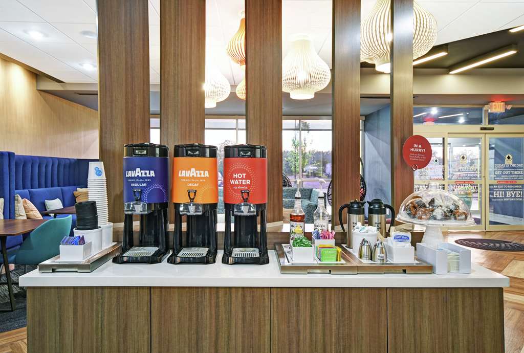 Фото Tru by Hilton Grand Rapids Airport