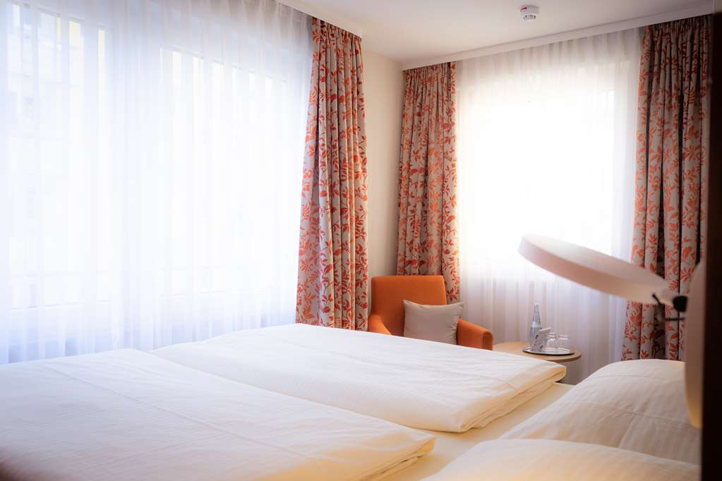 Фото Hotel Azenberg