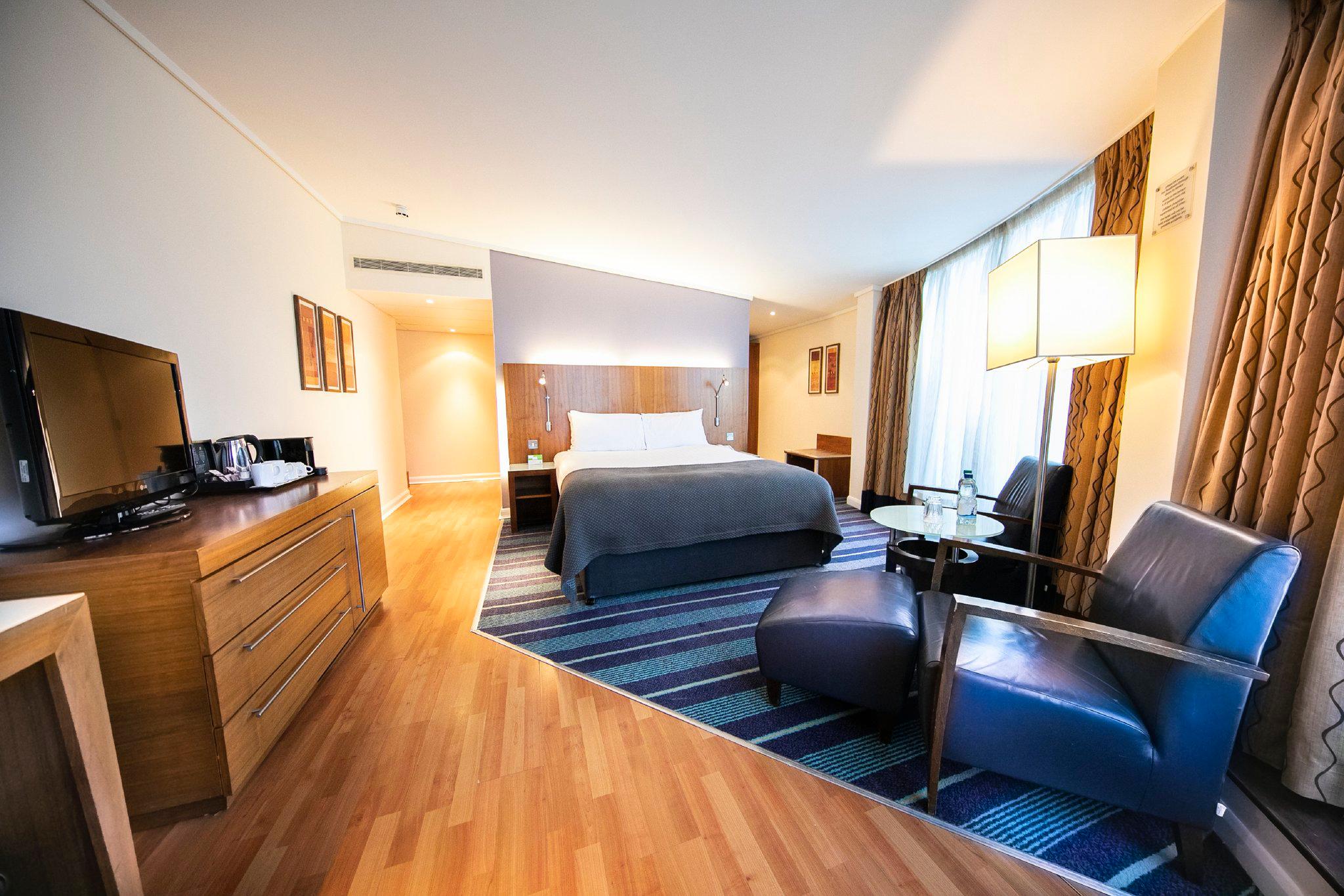 Фото Holiday Inn London Camden Lock, an Ihg Hotel