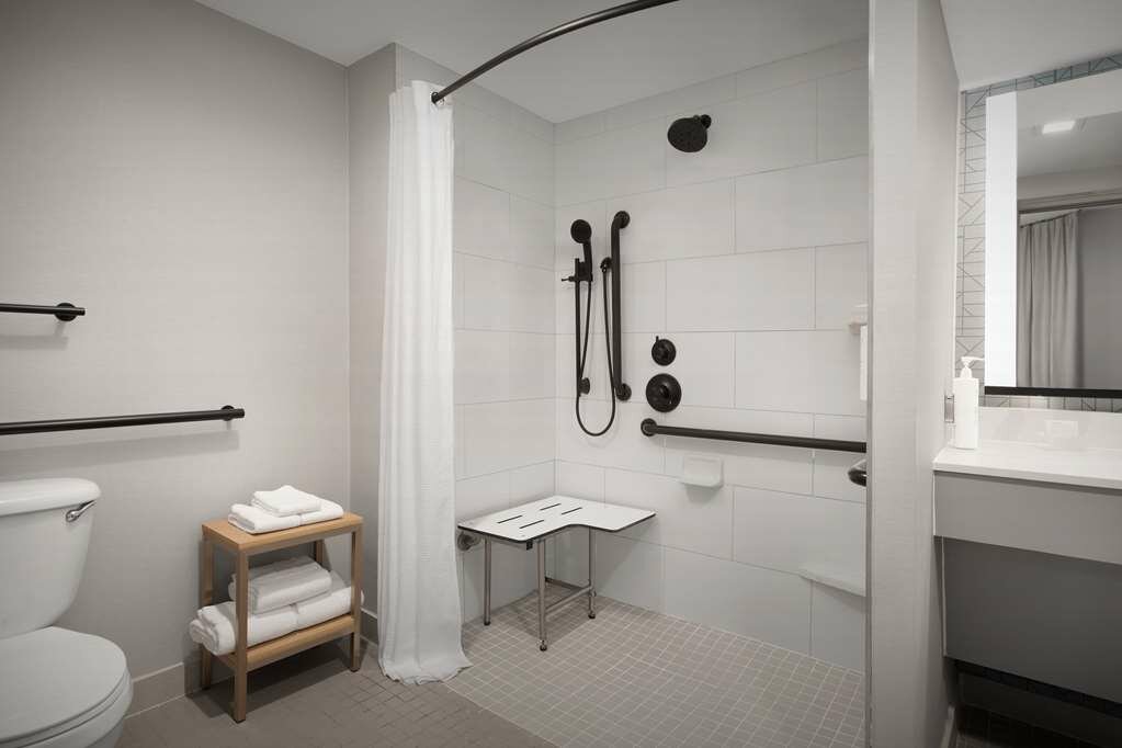 Фото Homewood Suites by Hilton Colorado Springs-North