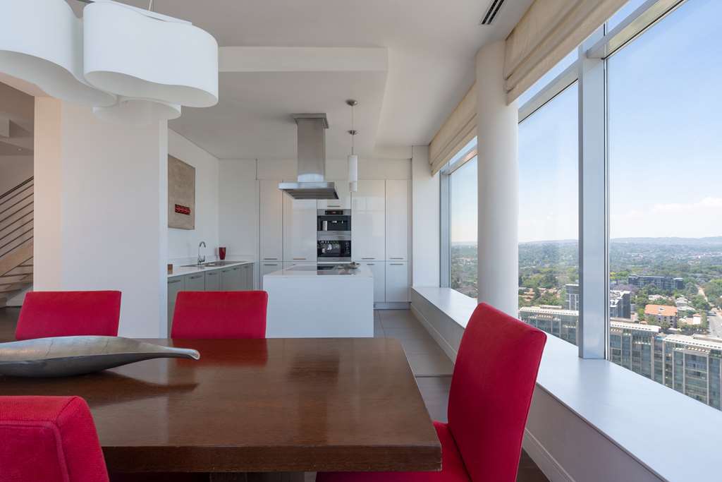 Фото Radisson Blu Hotel, Sandton Johannesburg