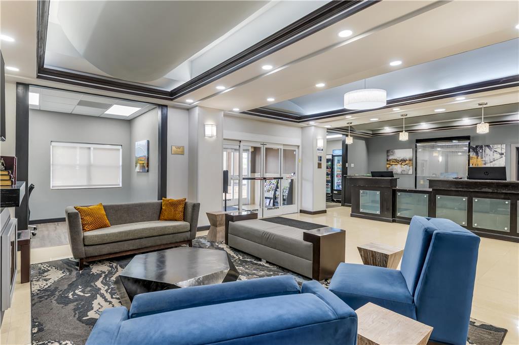 Фото Best Western Plus Jfk Inn & Suites