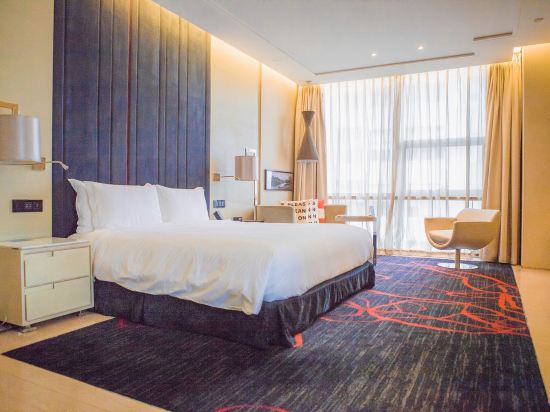 Фото Hilton Xi'an High-Tech Zone