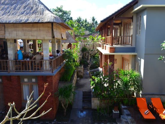 Фото Tetirah Boutique Hotel